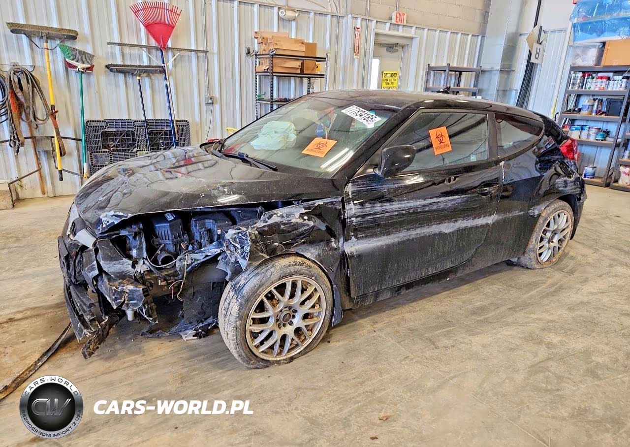 2016 Hyundai Veloster Base