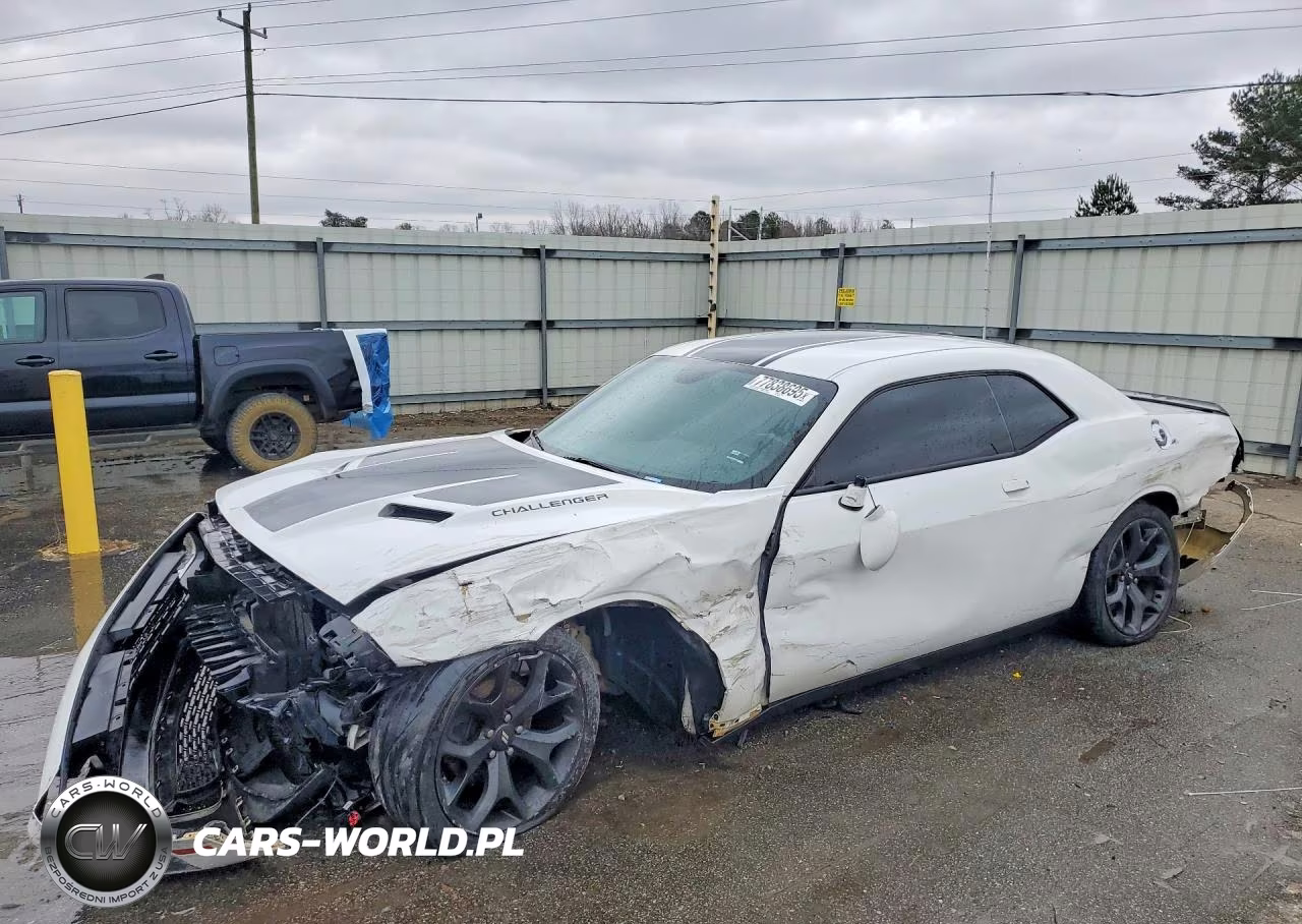 2015 Dodge Challenger Sxt