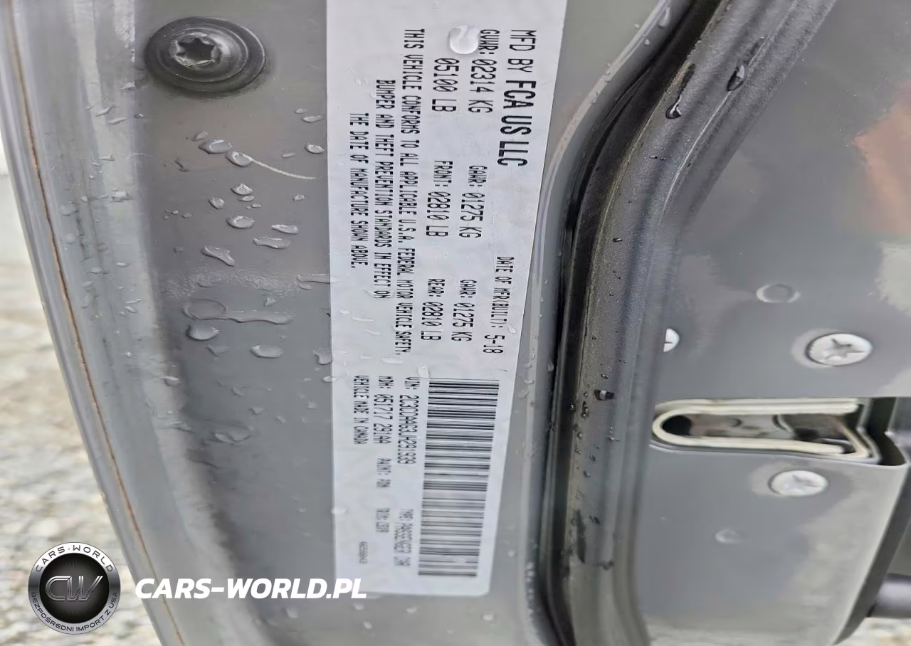 2018 Chrysler 300 Touring VIN:2C3CCAAG3JH291939 - 13