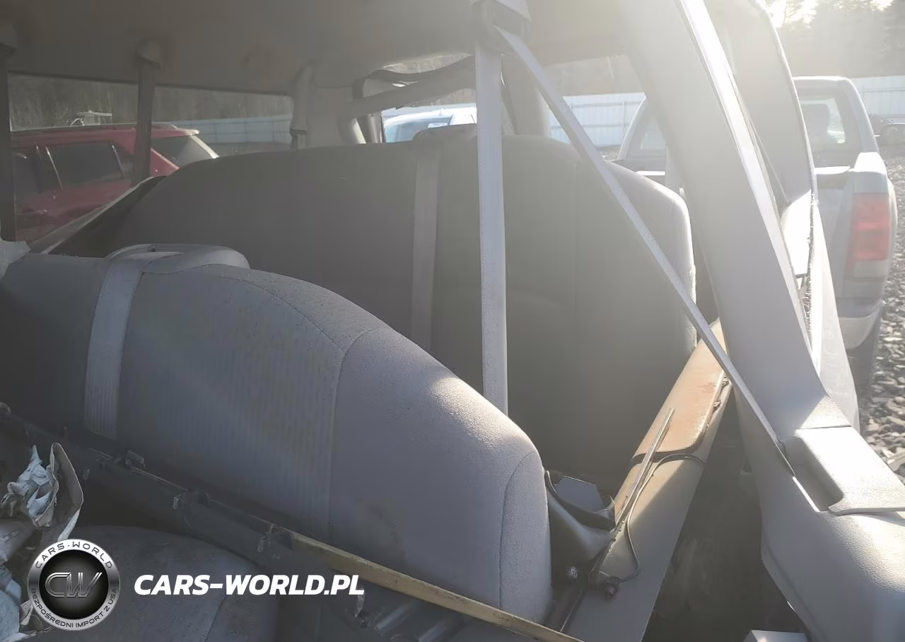 2011 Ford Econoline E350 Super Duty Wagon VIN:1FBNE3BL0BDB18145 - 10