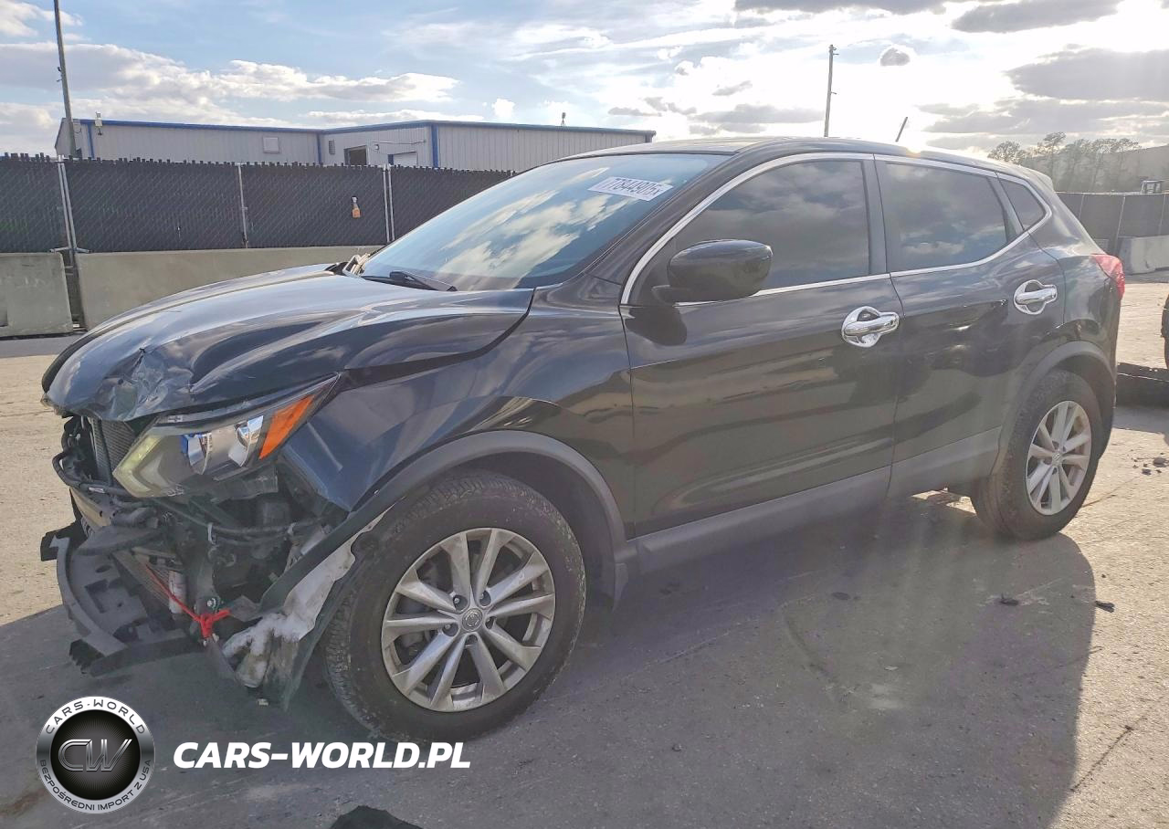 2017 Nissan Rogue Sport S