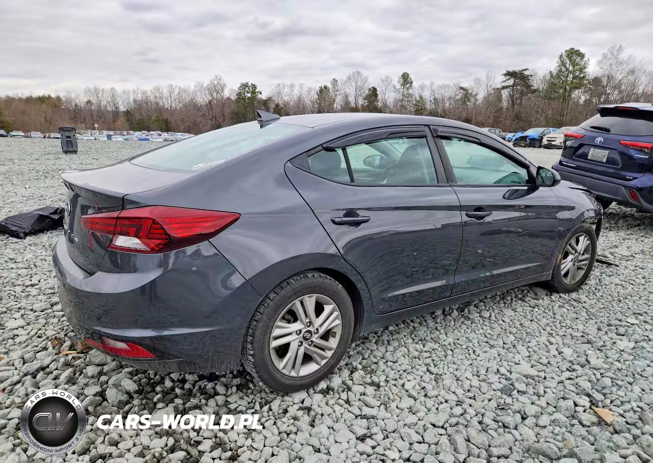 2020 Hyundai Elantra Sel VIN:5NPD84LF6LH603382 - 3