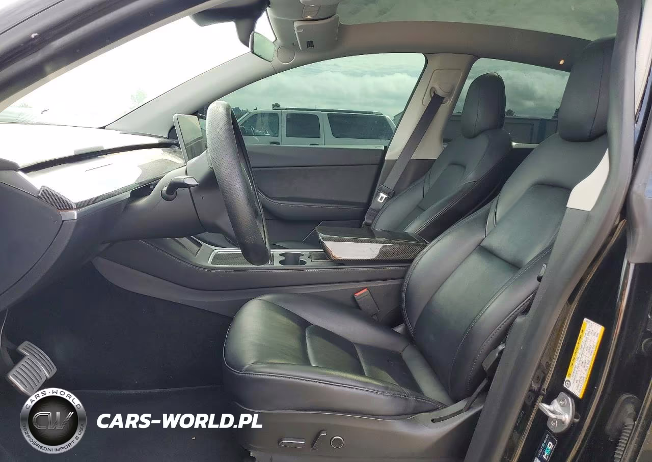 2022 Tesla Model Y VIN:7SAYGDEF2NF326512 - 7