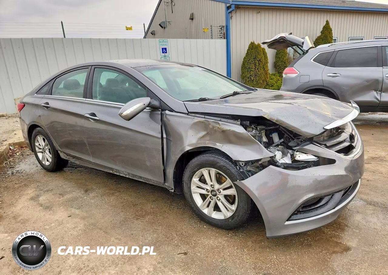2014 Hyundai Sonata Gls VIN:5NPEB4AC6EH904607 - 4