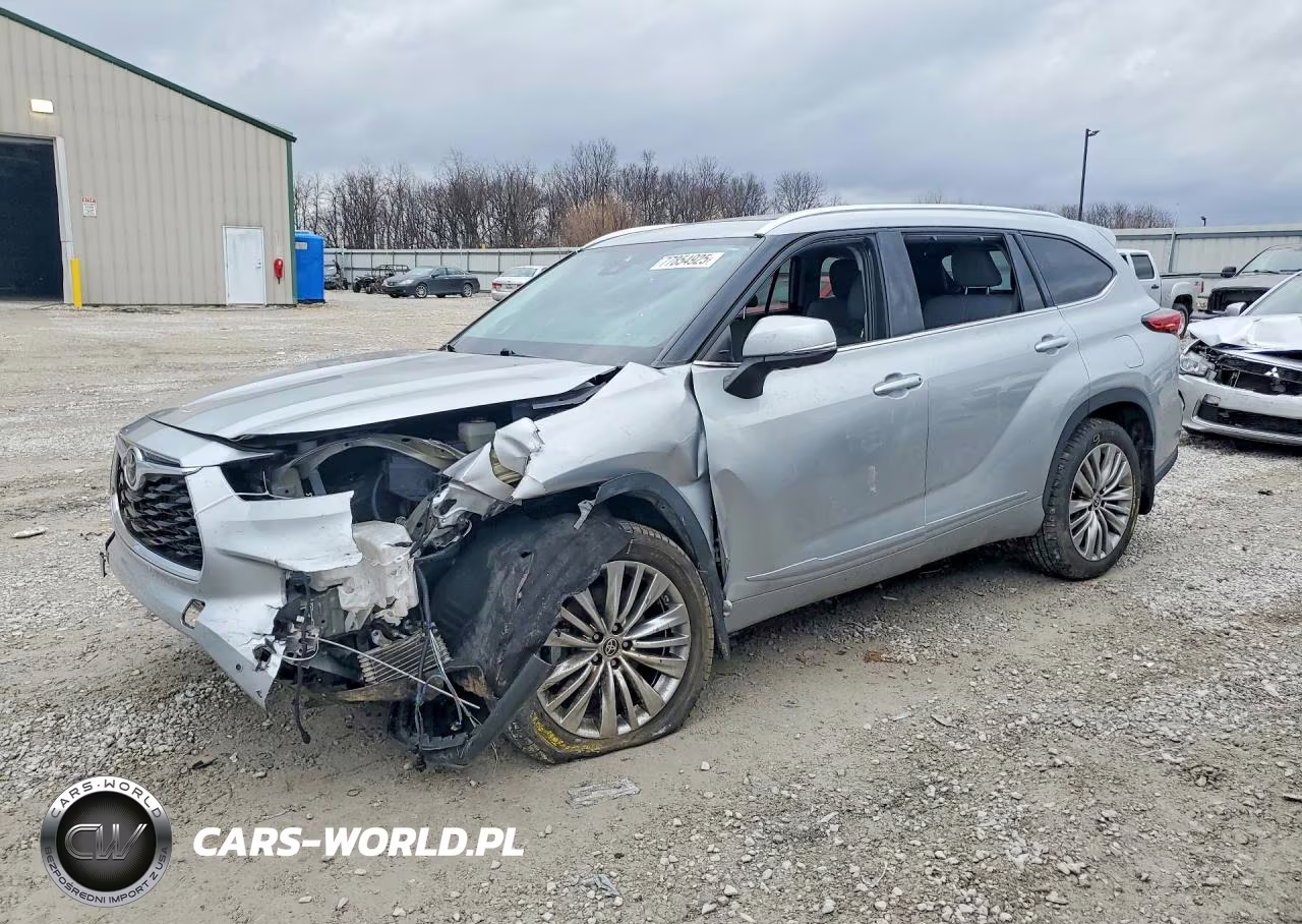 2022 Toyota Highlander Platinum