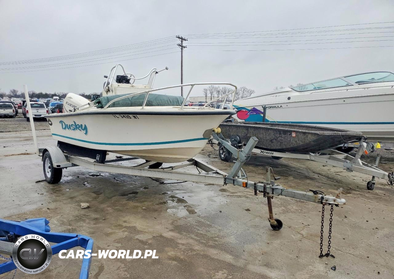 2008 Dusky Marine Boat