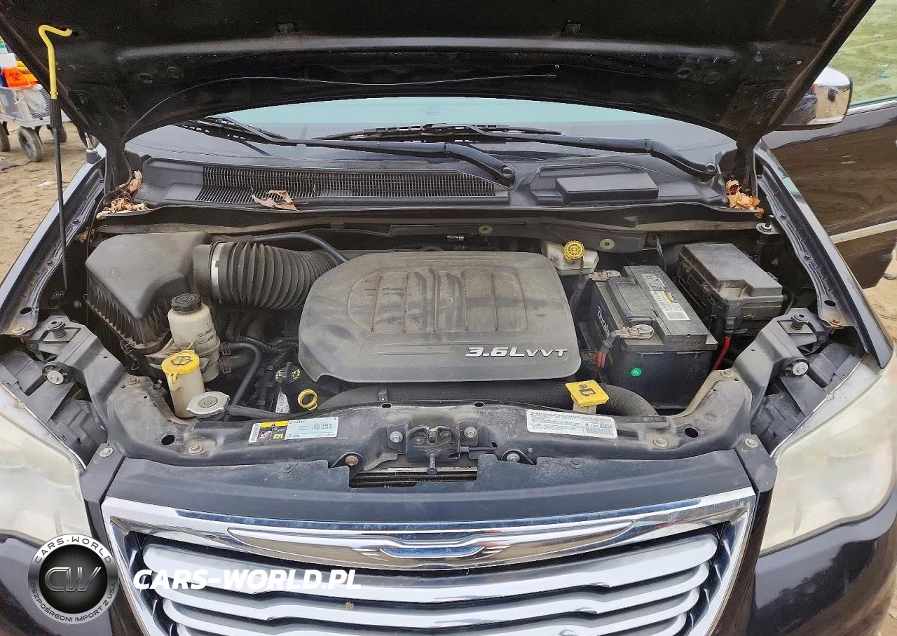 2014 Chrysler Town & Country Touring L VIN:2C4RC1CG8ER285122 - 12