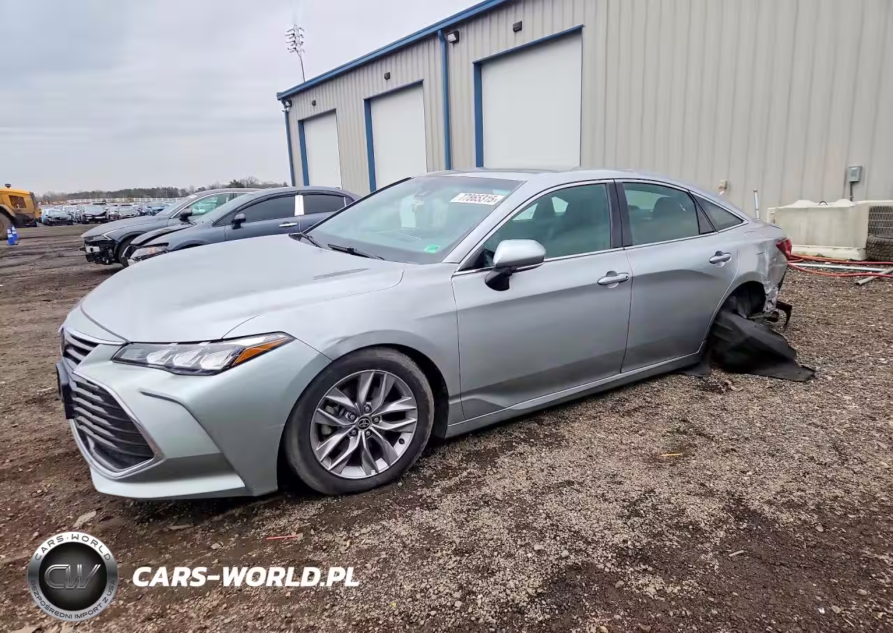 2021 Toyota Avalon Xle