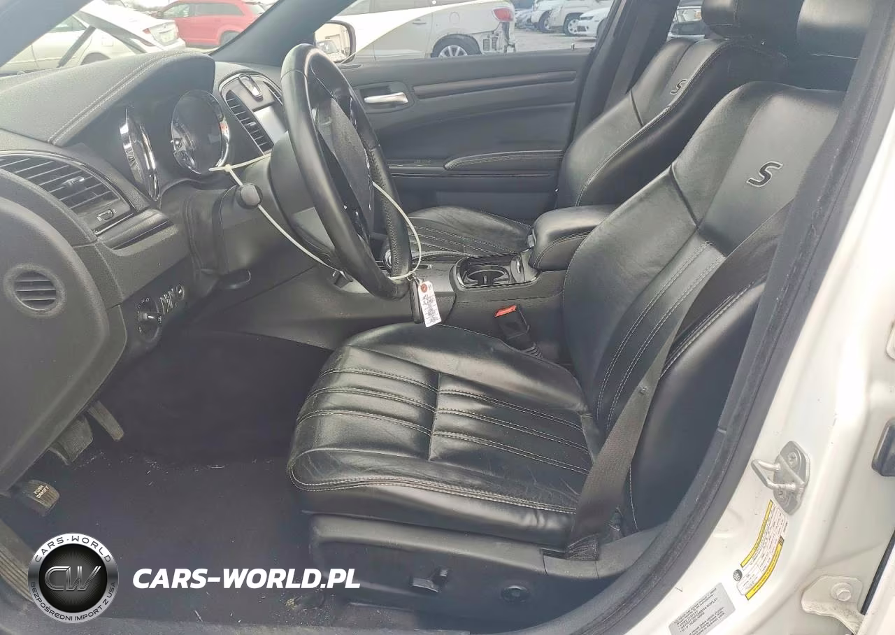 2014 Chrysler 300 S VIN:2C3CCAGG8EH374053 - 7