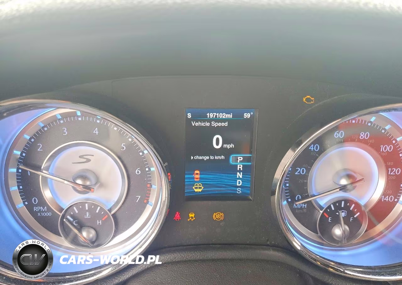 2014 Chrysler 300 S VIN:2C3CCAGG8EH374053 - 9