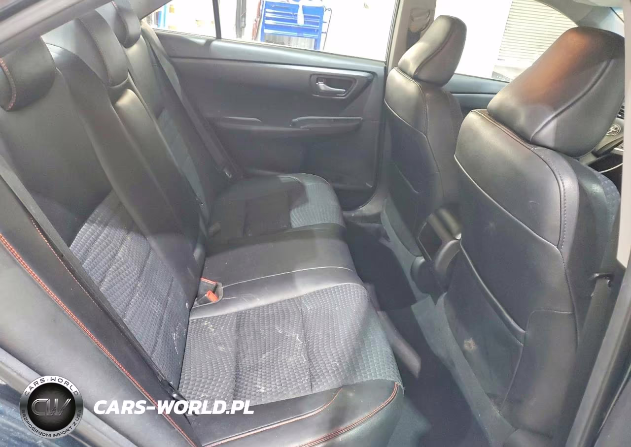 2015 Toyota Camry Se VIN:4T1BF1FK8FU087651 - 10