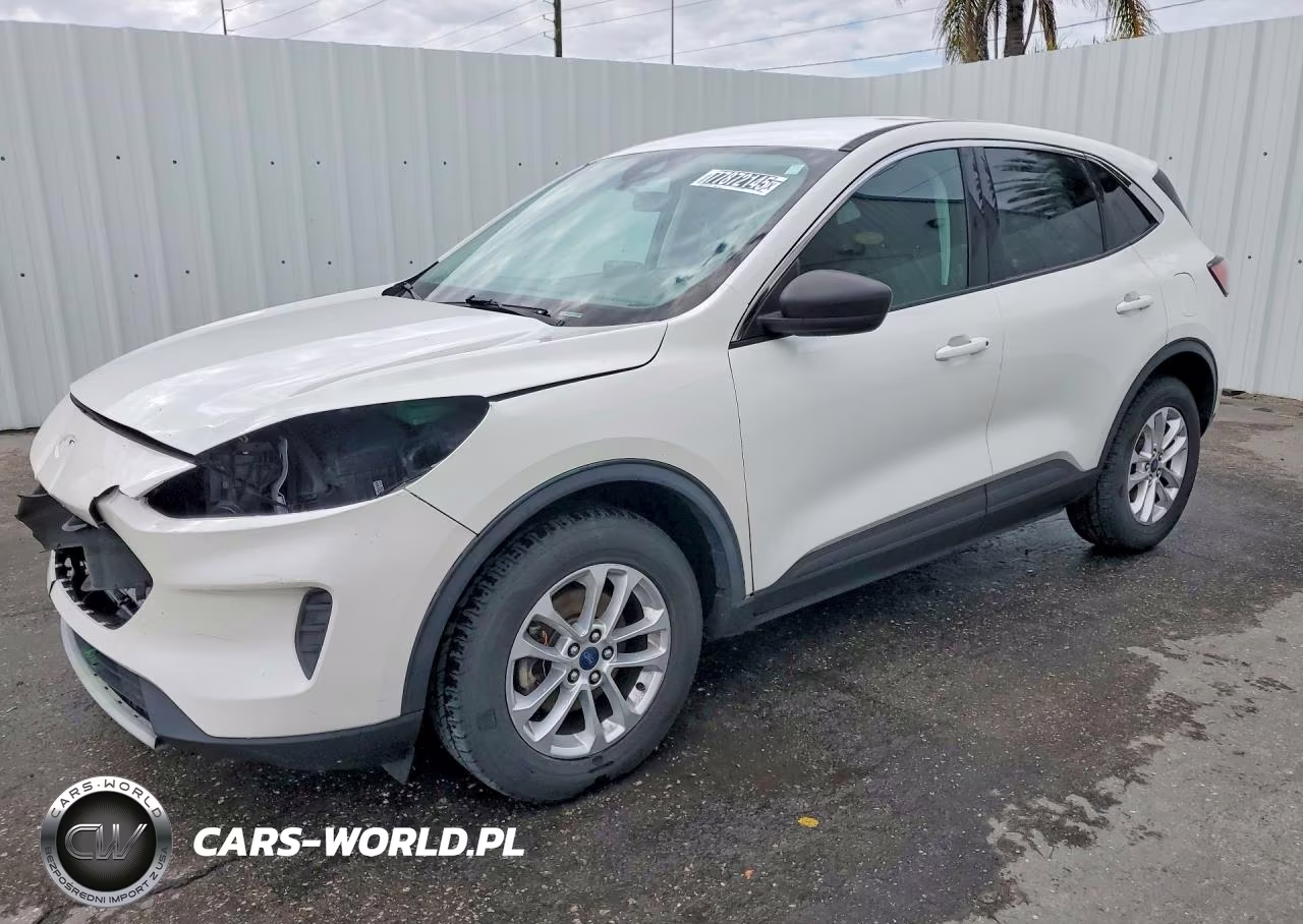 2022 Ford Escape Se