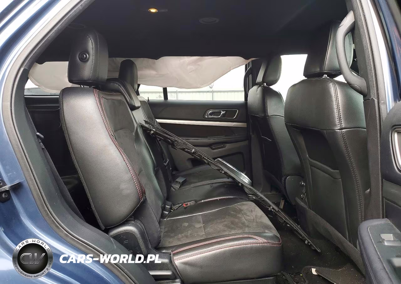 2018 Ford Explorer Xlt VIN:1FM5K8D83JGC30201 - 11