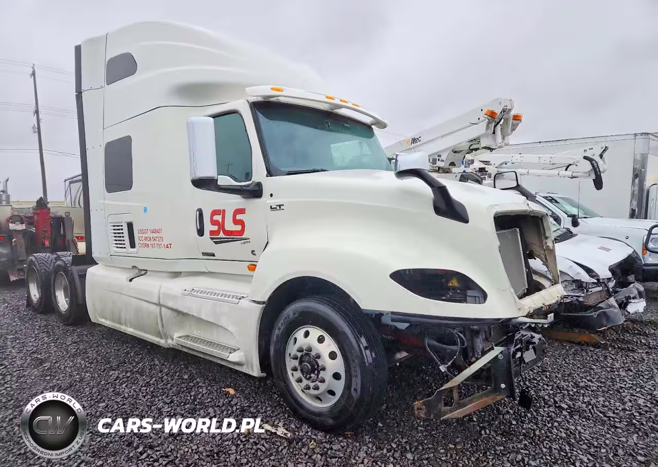 2019 International Lt625