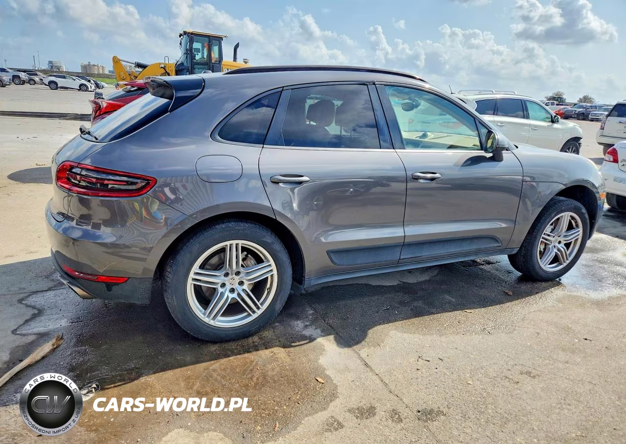 2015 Porsche Macan S VIN:WP1AB2A58FLB63523 - 3