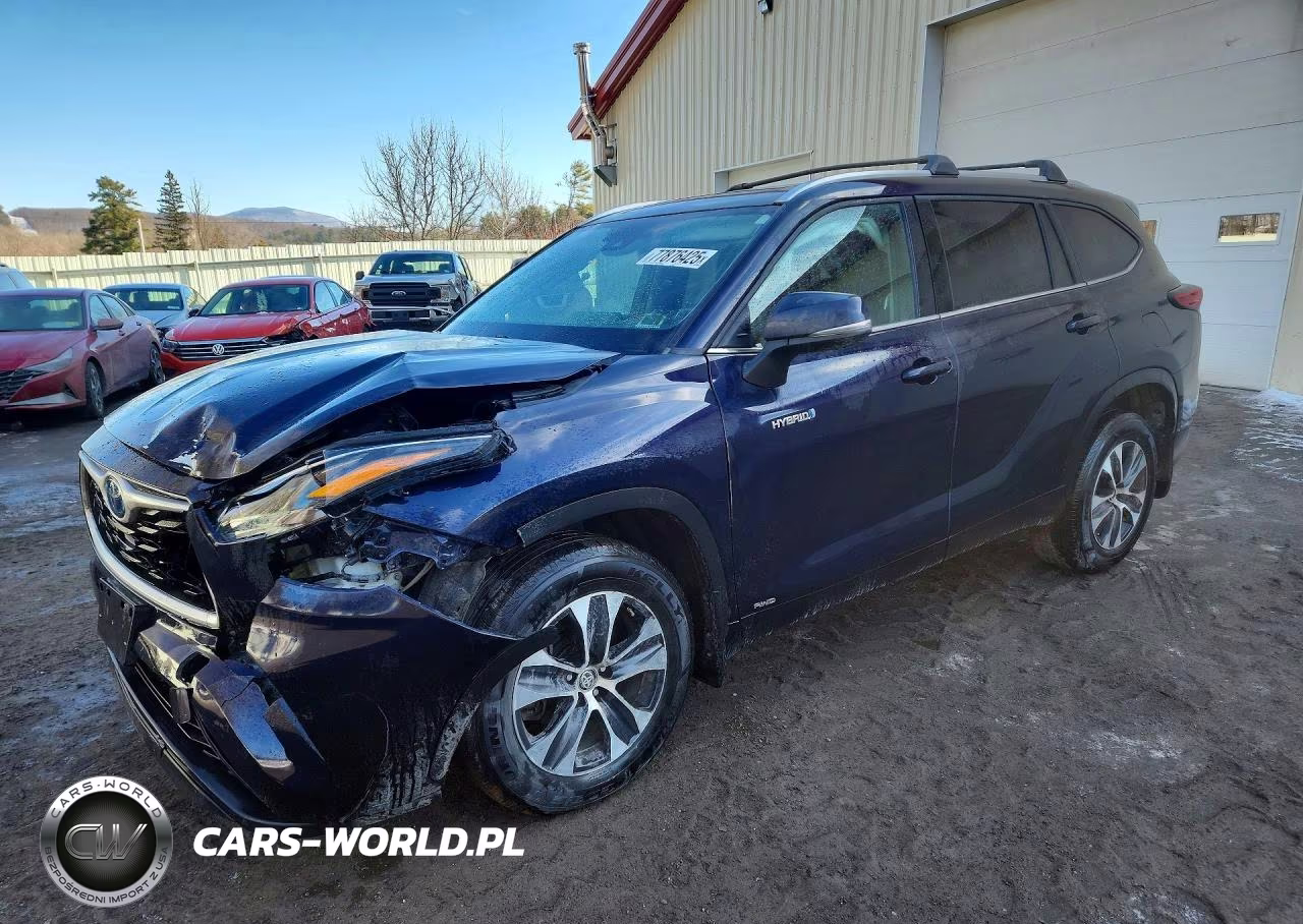 2021 Toyota Highlander Hybrid Xle