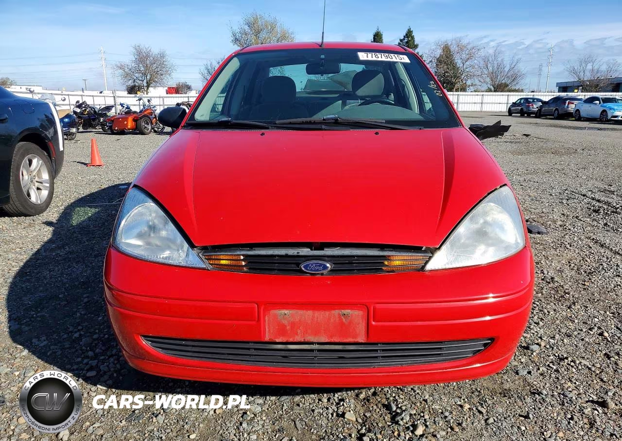 2000 Ford Focus Se VIN:1FAFP34P3YW214753 - 5