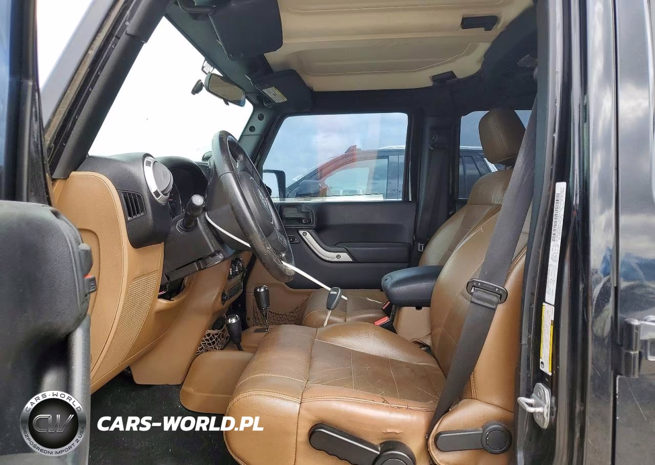 2012 Jeep Wrangler Unlimited Sahara VIN:1C4BJWEG0CL168237 - 7