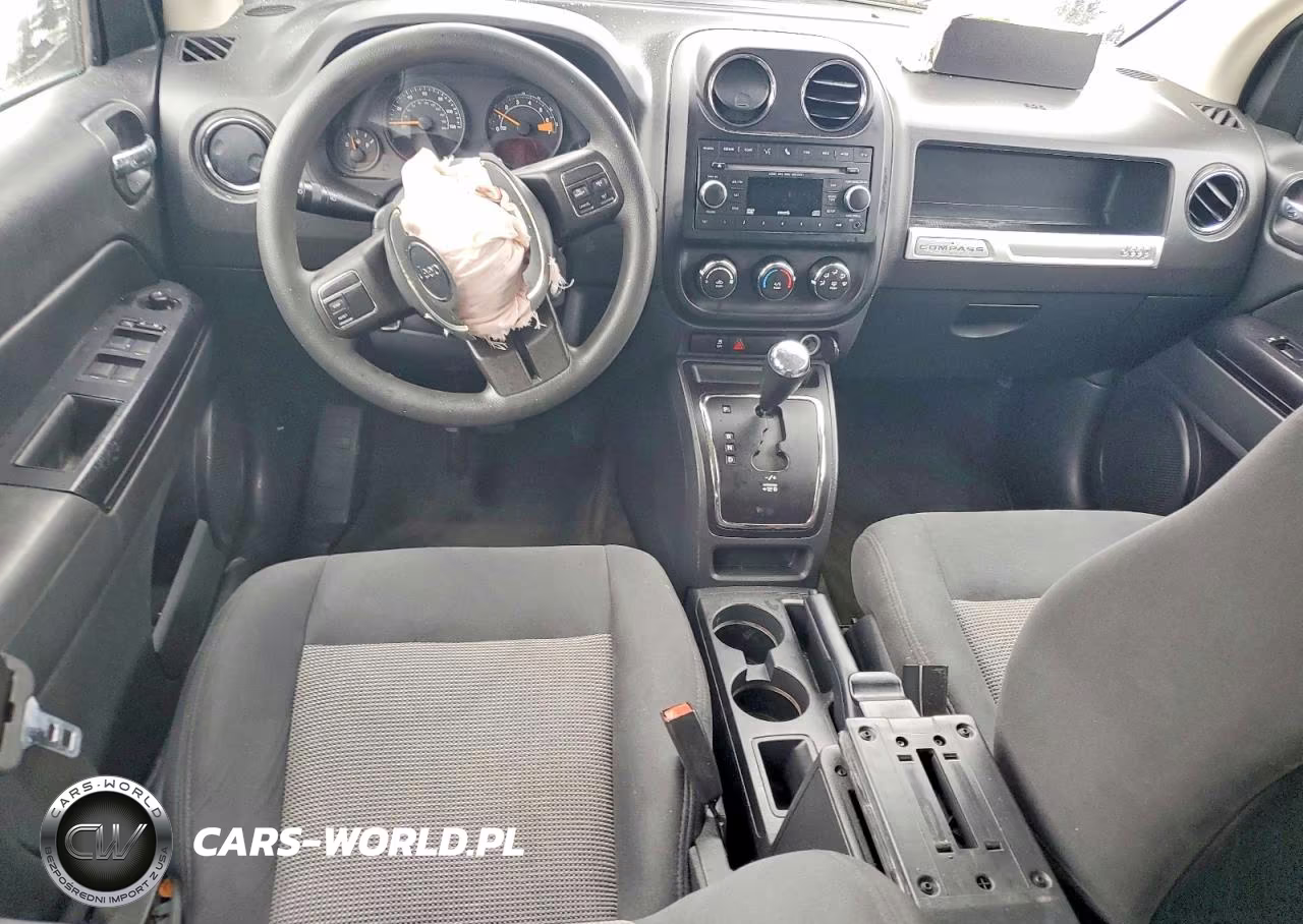 2015 Jeep Compass Sport VIN:1C4NJCBB7FD152586 - 8