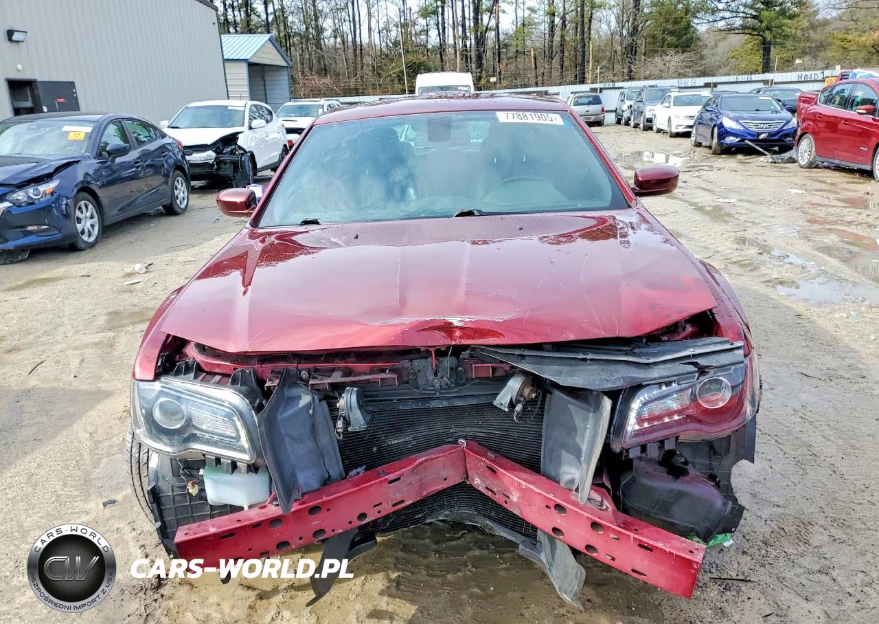 2018 Chrysler 300 S VIN:2C3CCABG8JH277971 - 5