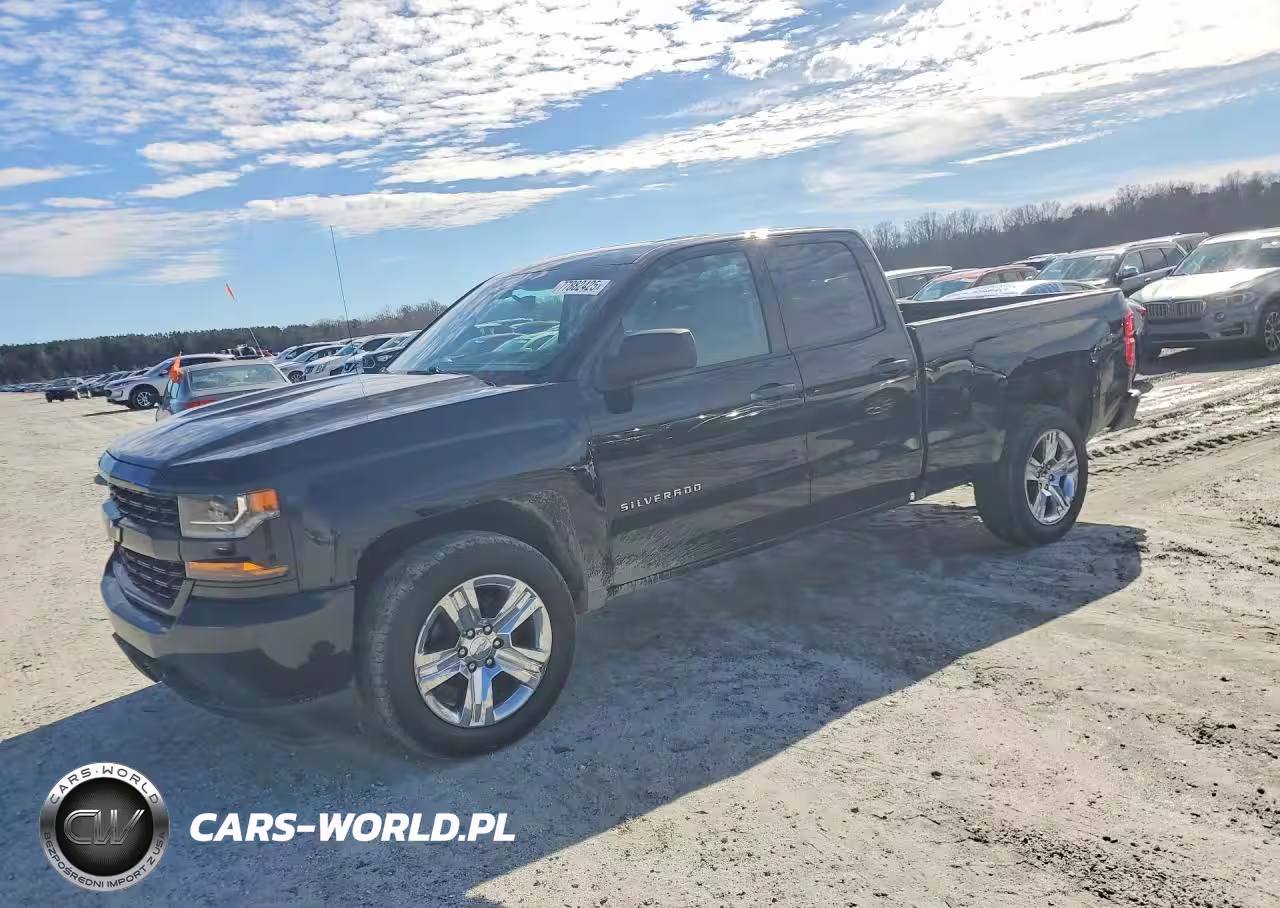 2016 Chevrolet Silverado C1500 Custom