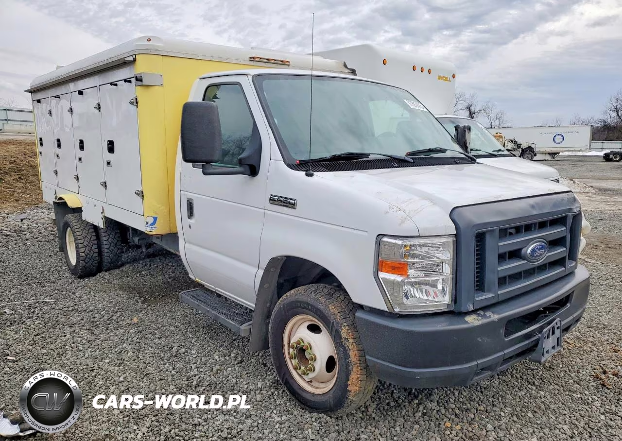 2018 Ford E450 Utility - Service Truck VIN:1FDXE4FS0JDC33222 - 4