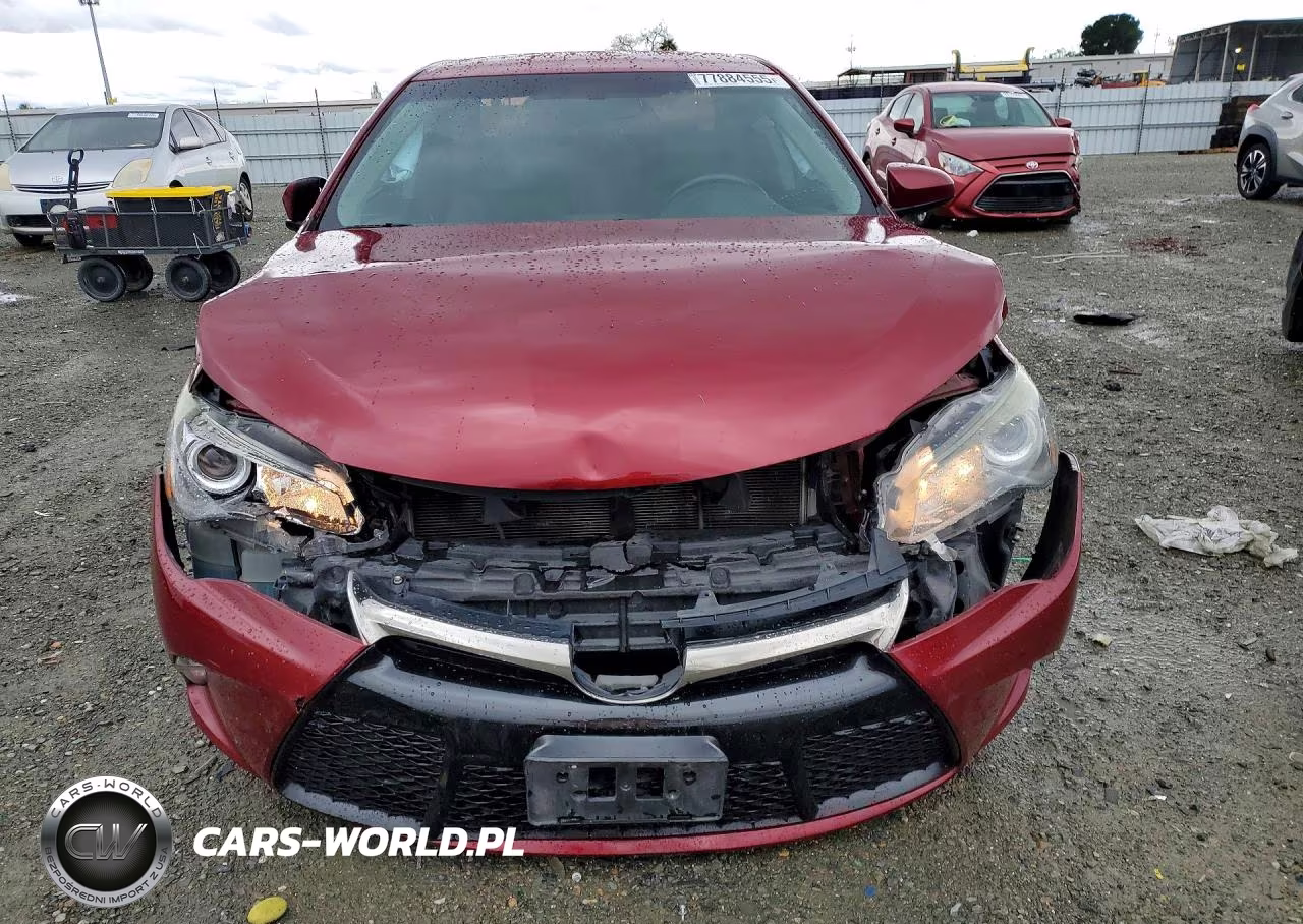 2015 Toyota Camry Se VIN:4T1BF1FK5FU992672 - 5