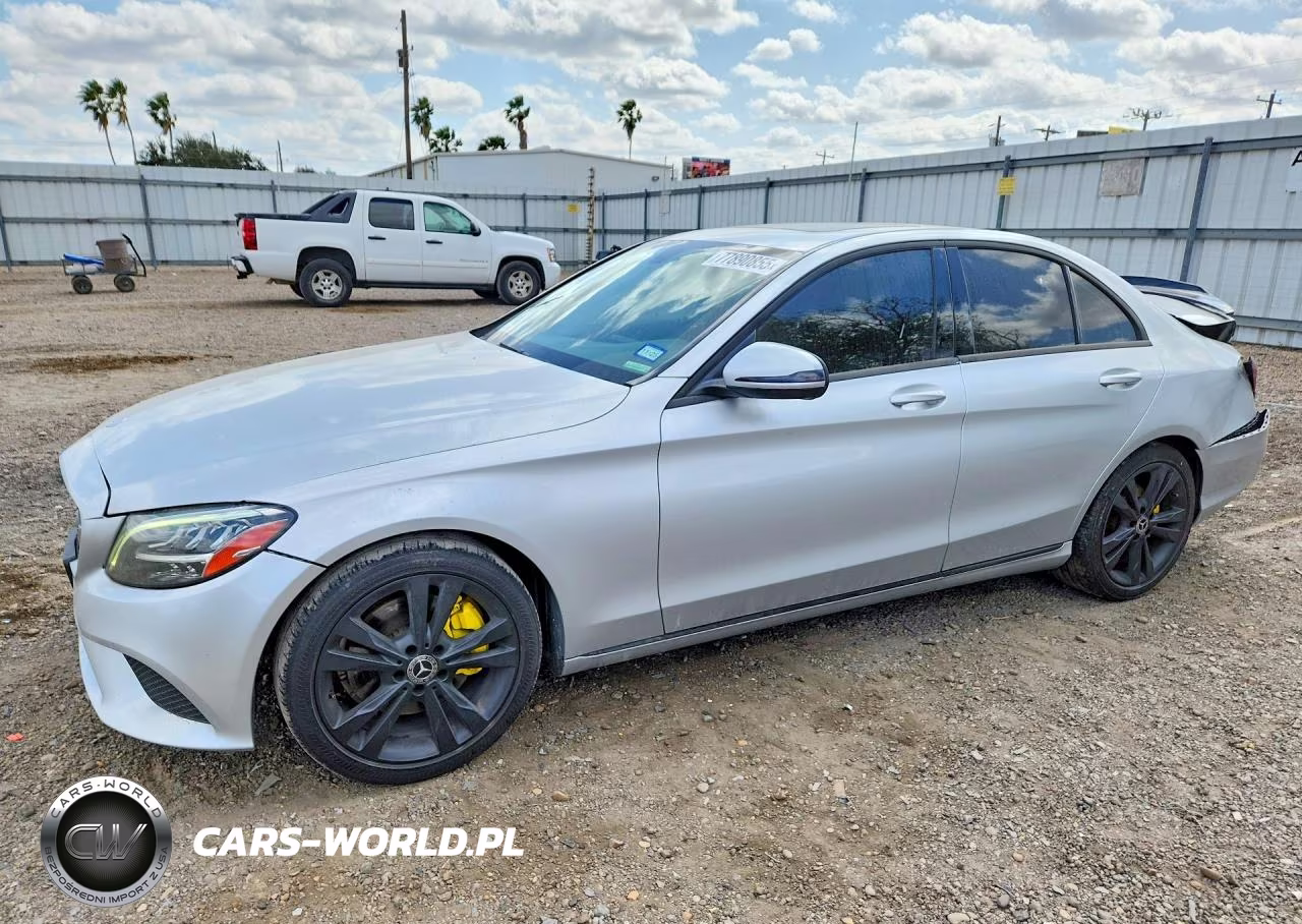 2019 Mercedes-Benz C 300