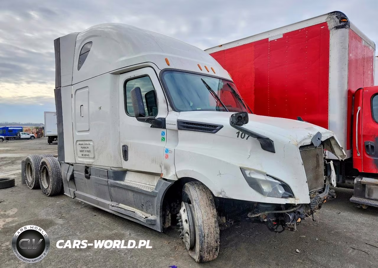 2019 Freightliner Cascadia 126 Semi Truck