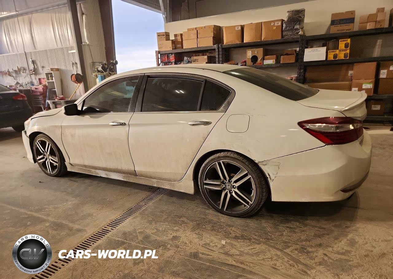 2017 Honda Accord Sport Special Edition VIN:1HGCR2F17HA273362 - 2