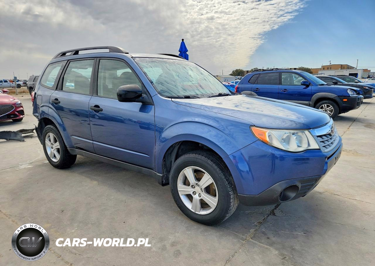 2012 Subaru Forester VIN:JF2SHABC0CH430844 - 4