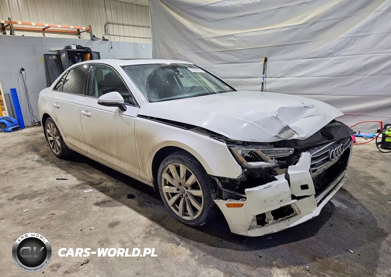2017 Audi A4 Premium VIN:WAUANAF45HN001534 - 4