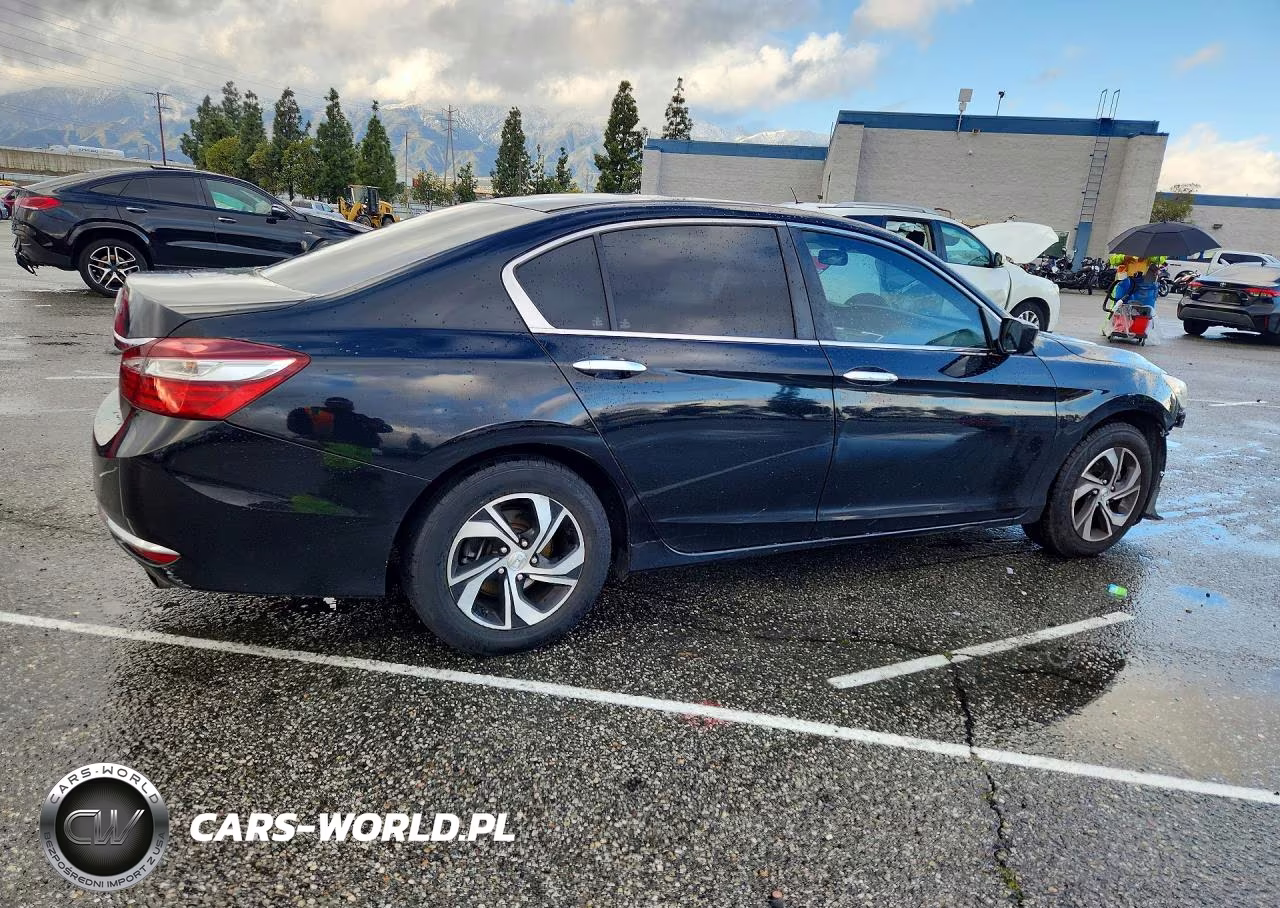 2017 Honda Accord Lx VIN:1HGCR2F3XHA033479 - 3