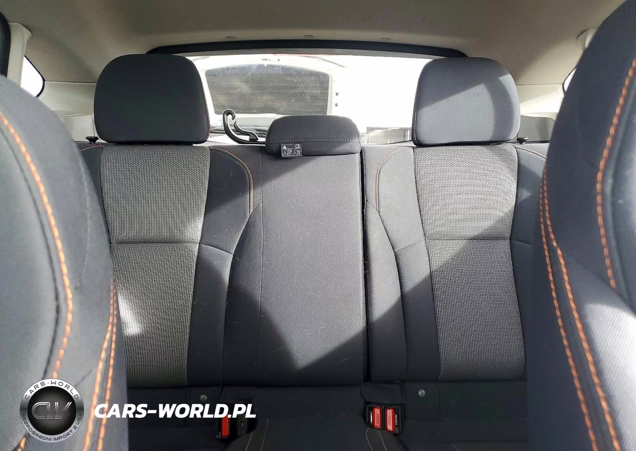 2019 Subaru Crosstrek Premium VIN:JF2GTACC6K9300630 - 10