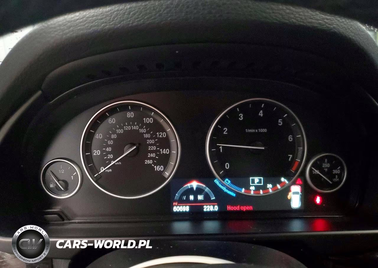 2018 BMW X5 xDrive35I VIN:5UXKR0C52J0X96949 - 9
