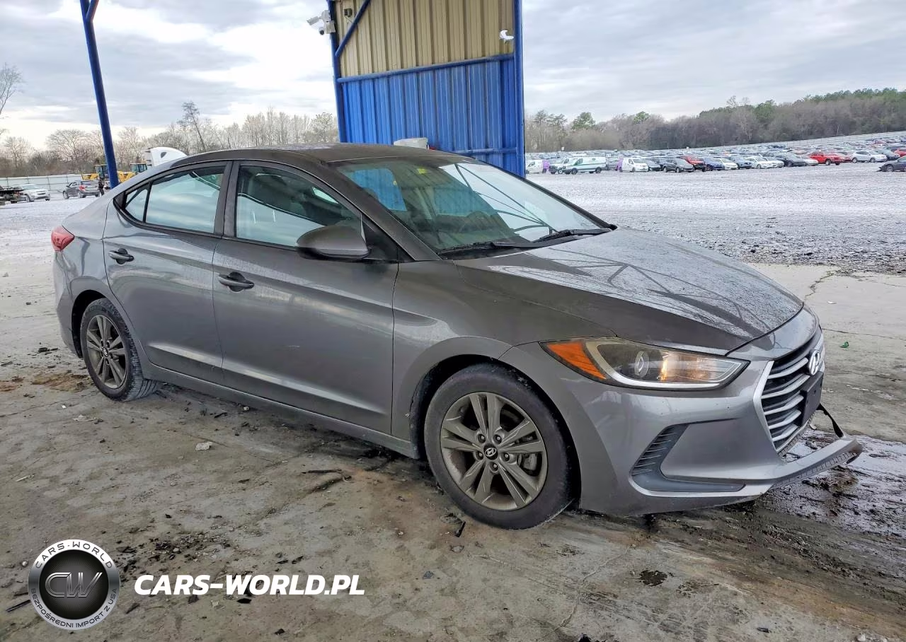 2018 Hyundai Elantra Sel VIN:5NPD84LF0JH314060 - 4