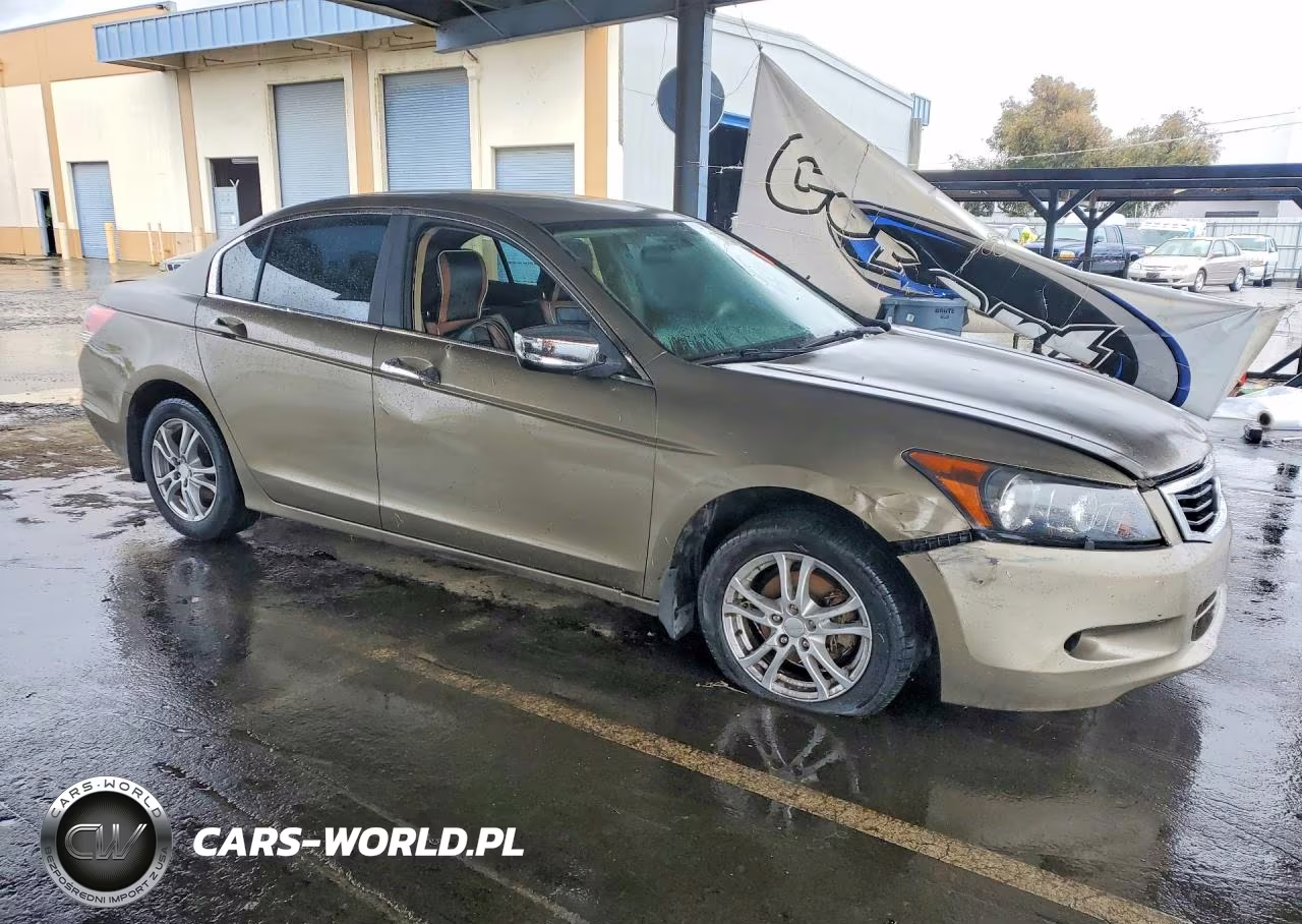 2008 Honda Accord Lx VIN:JHMCP26378C011754 - 4
