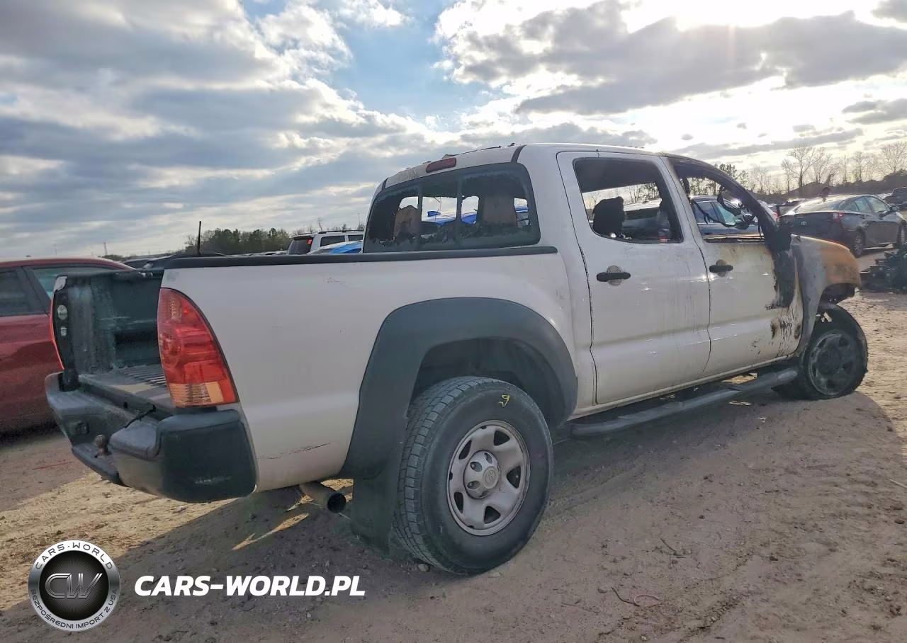 2015 Toyota Tacoma Double Cab Prerunner VIN:5TFJX4GN4FX047119 - 3