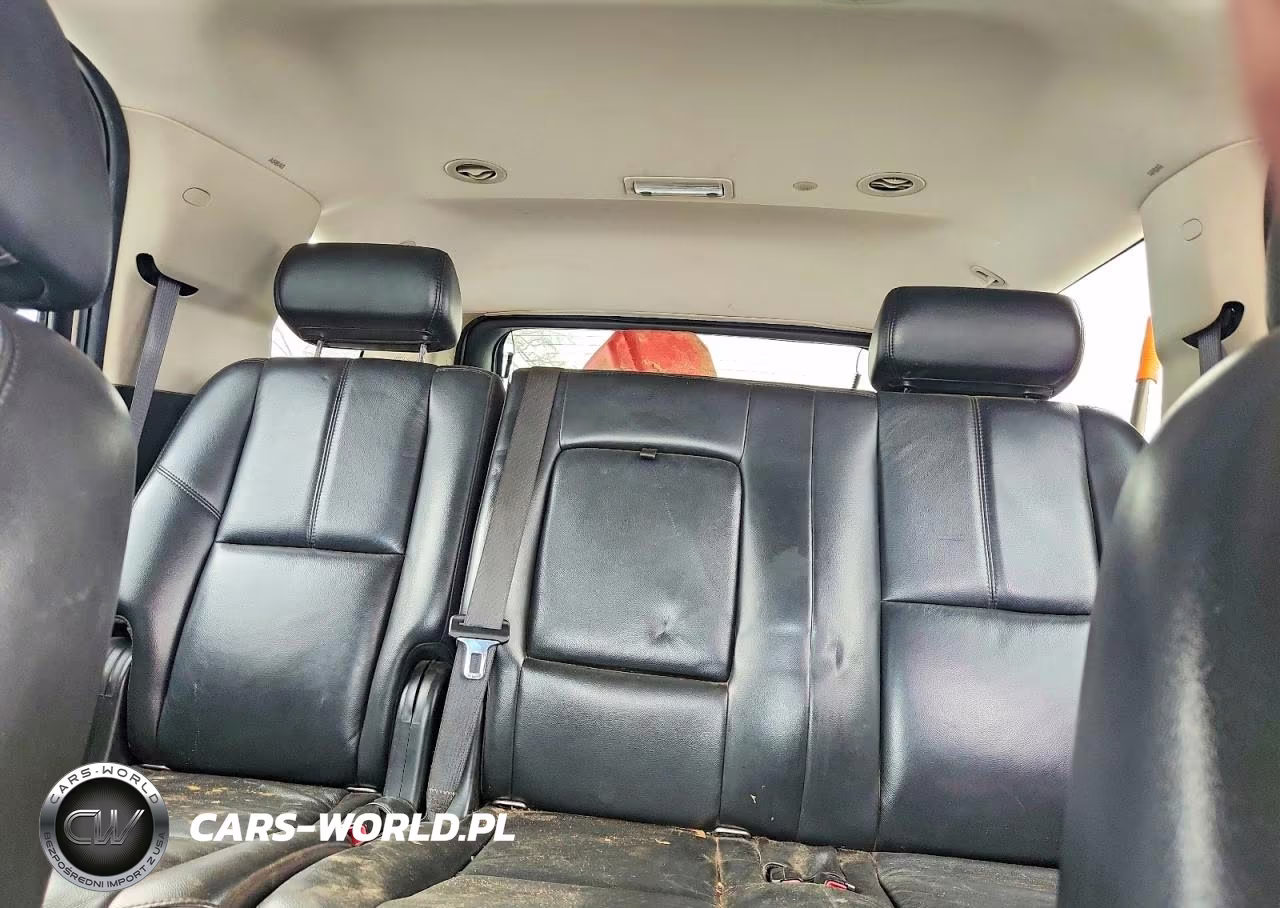 2007 GMC Yukon VIN:1GKFC13J37R143093 - 10