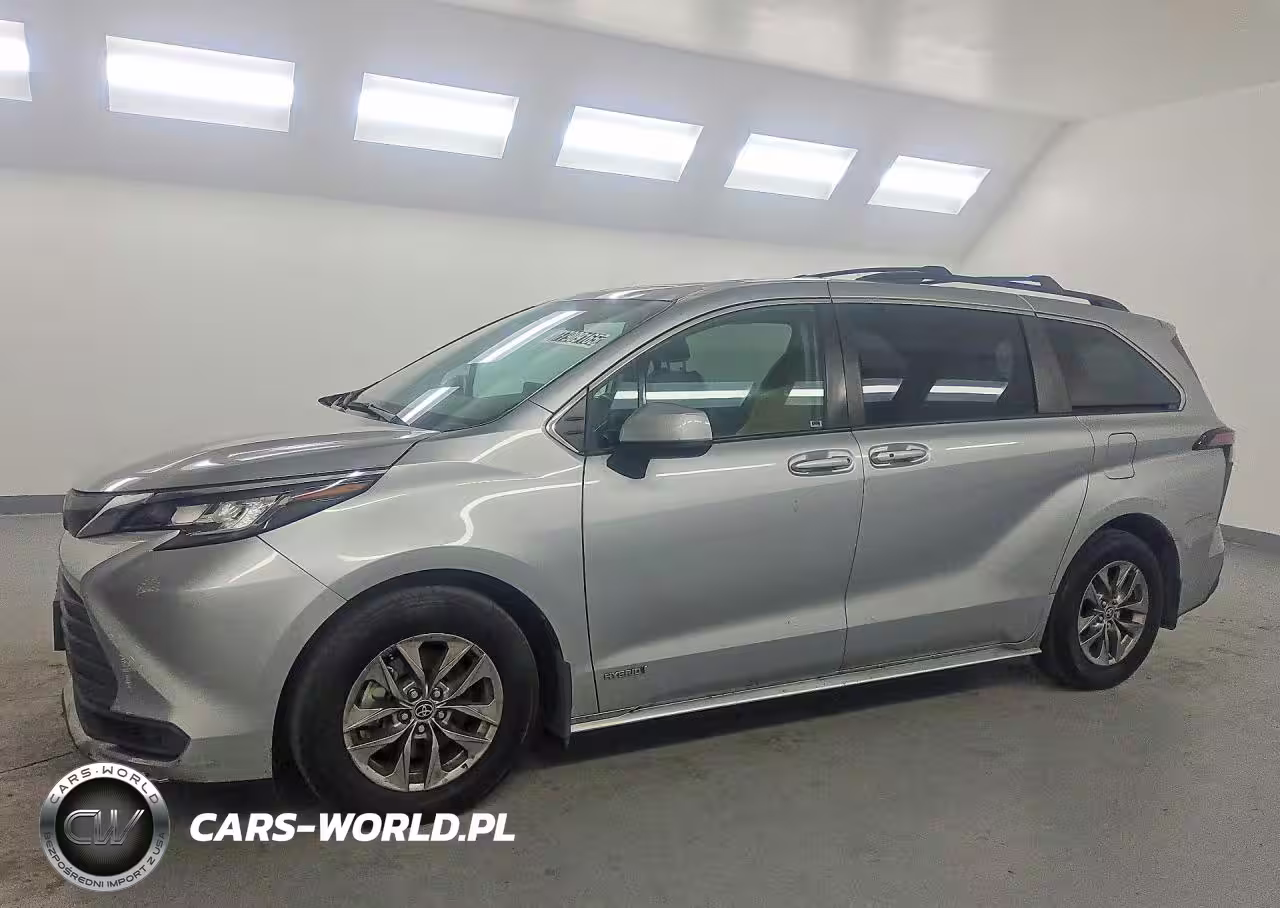 2021 Toyota Sienna Le 8-Passenger