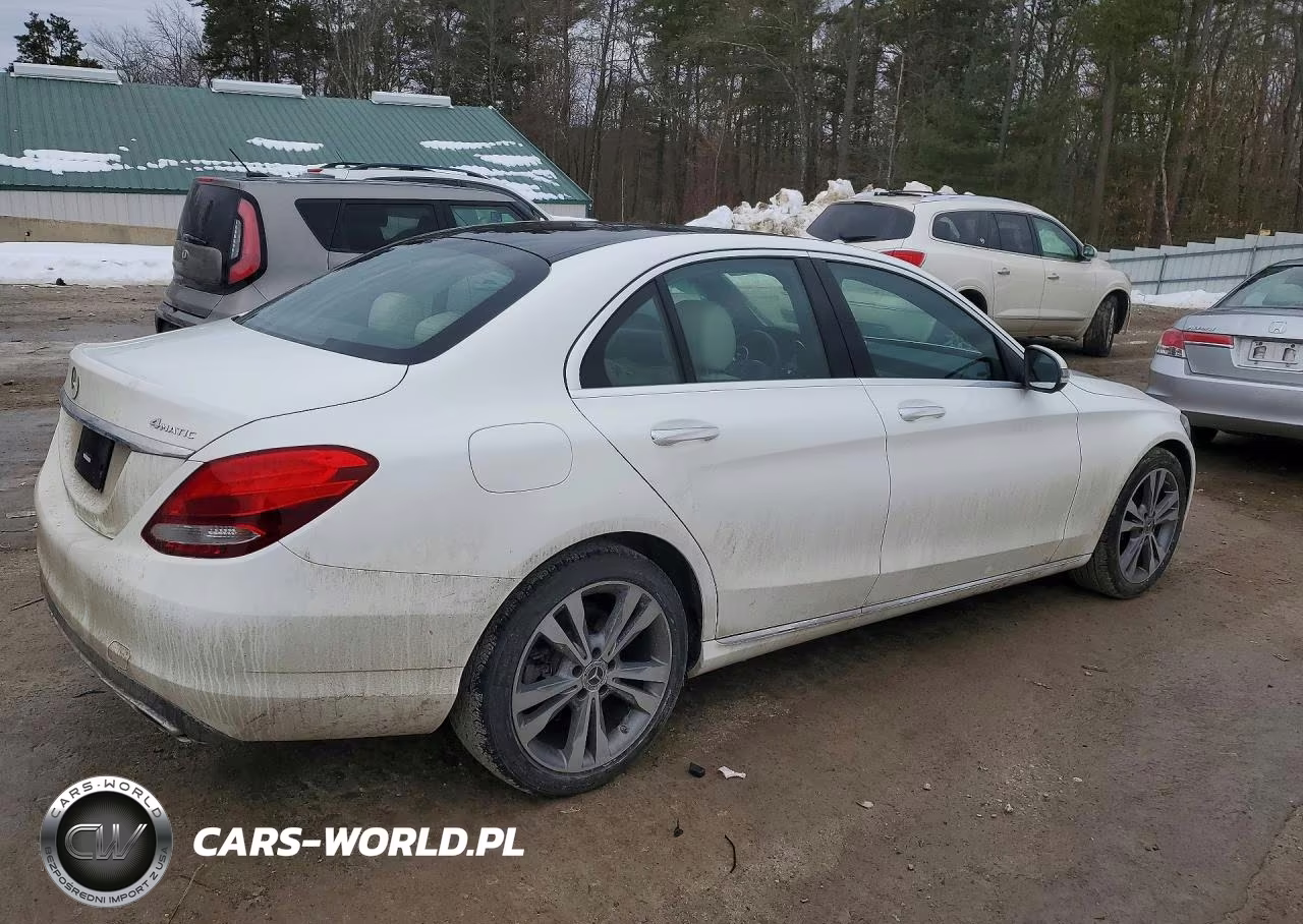 2018 Mercedes-Benz C 300 4Matic VIN:WDDWF4KB4JR420362 - 3