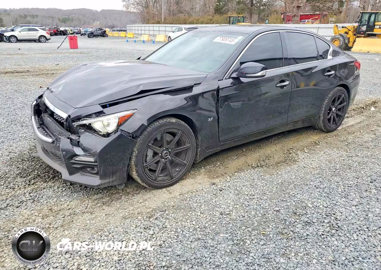 2015 Infiniti Q50 Base