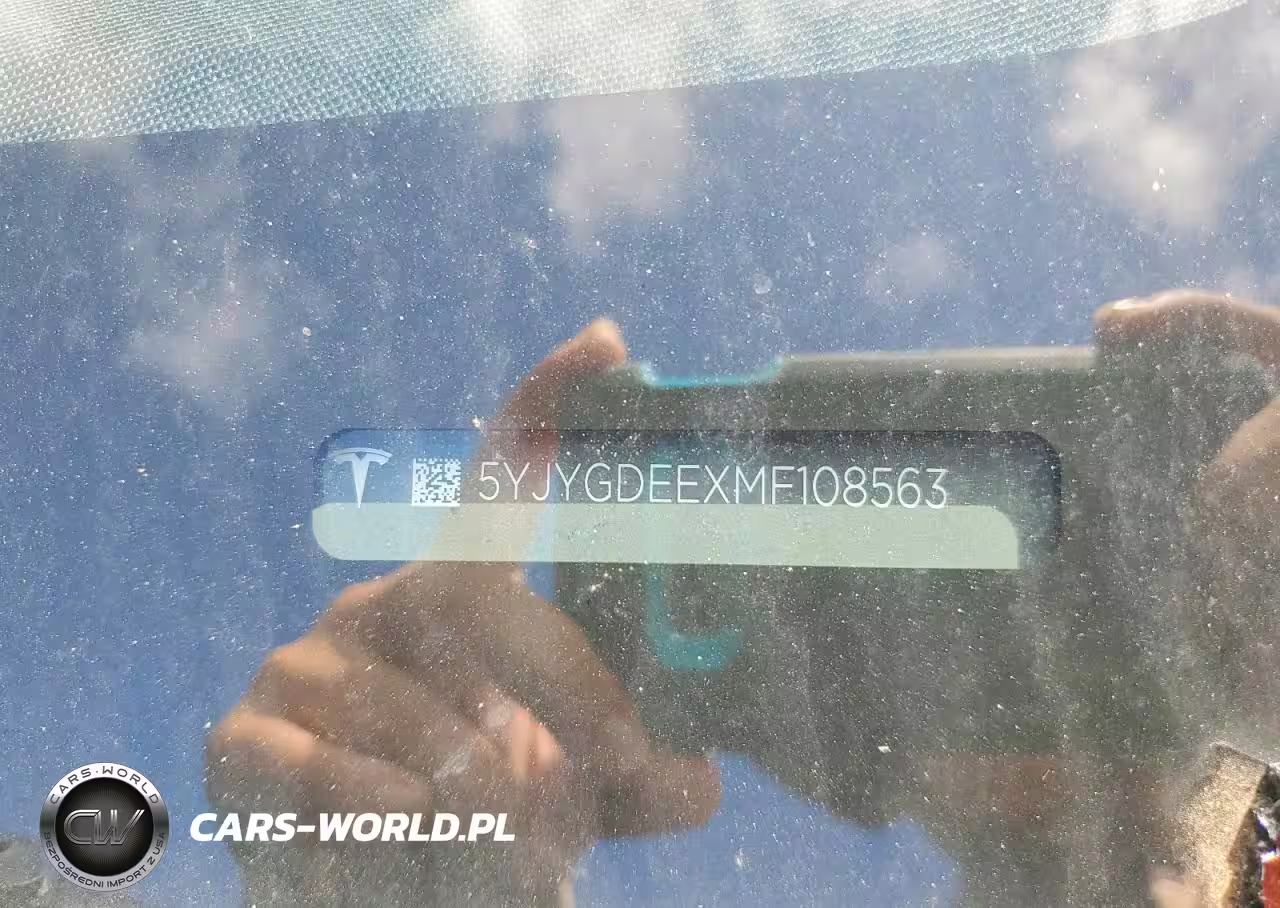 2021 Tesla Model Y VIN:5YJYGDEEXMF108563 - 12