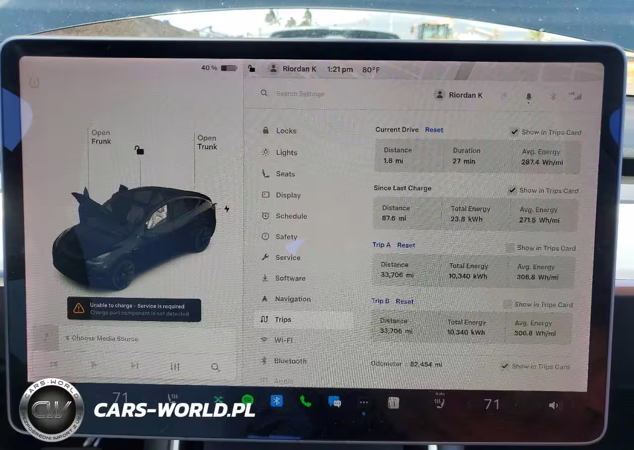 2021 Tesla Model Y VIN:5YJYGDEEXMF108563 - 9