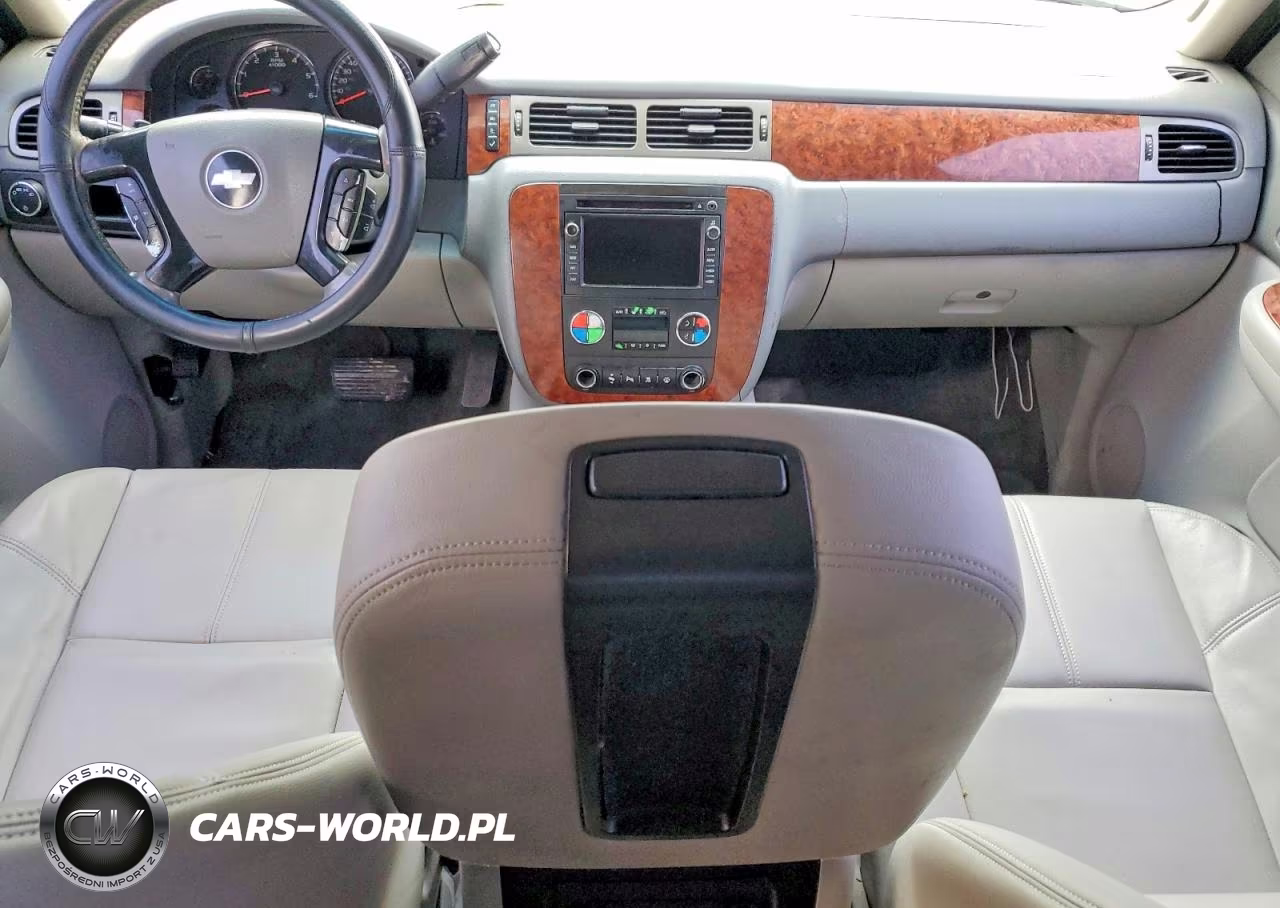2008 Chevrolet Avalanche C1500 VIN:3GNEC12028G125290 - 8