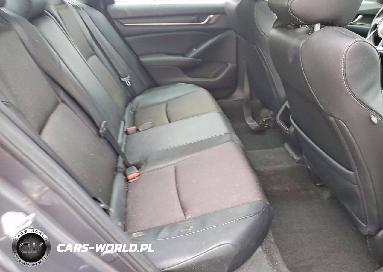 2018 Honda Accord Sport VIN:1HGCV1F33JA206299 - 10