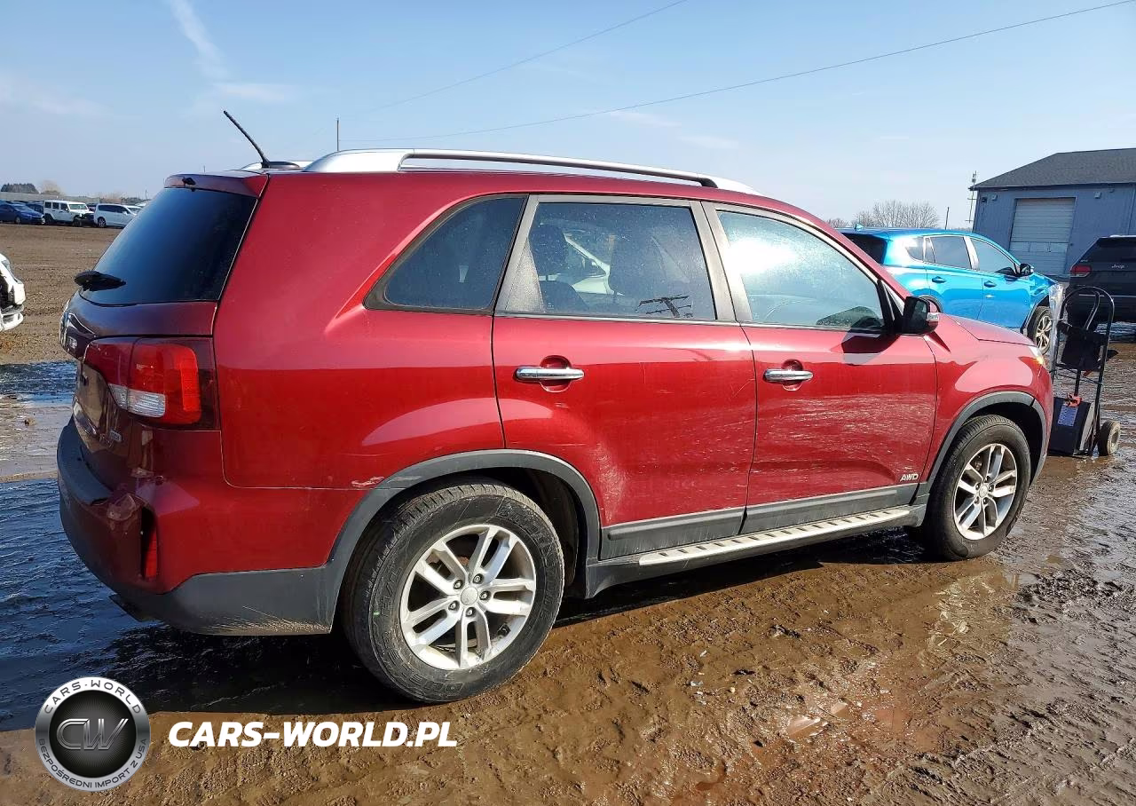 2014 Kia Sorento Lx VIN:5XYKTCA64EG509174 - 3