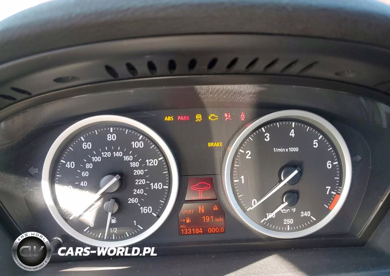 2011 BMW X6 xDrive35I VIN:5UXFG2C53BLX05996 - 9