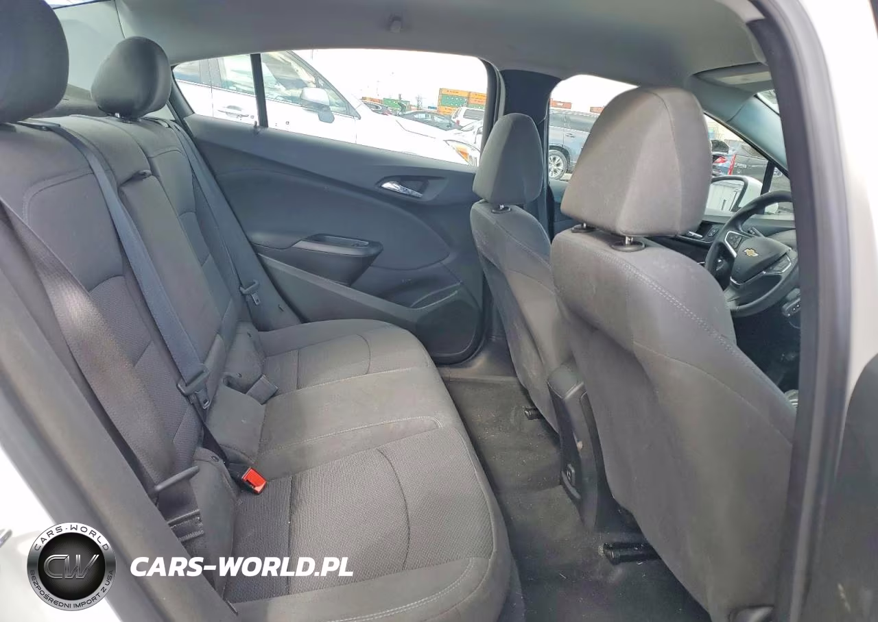 2019 Chevrolet Cruze Lt VIN:1G1BE5SM6K7146882 - 10