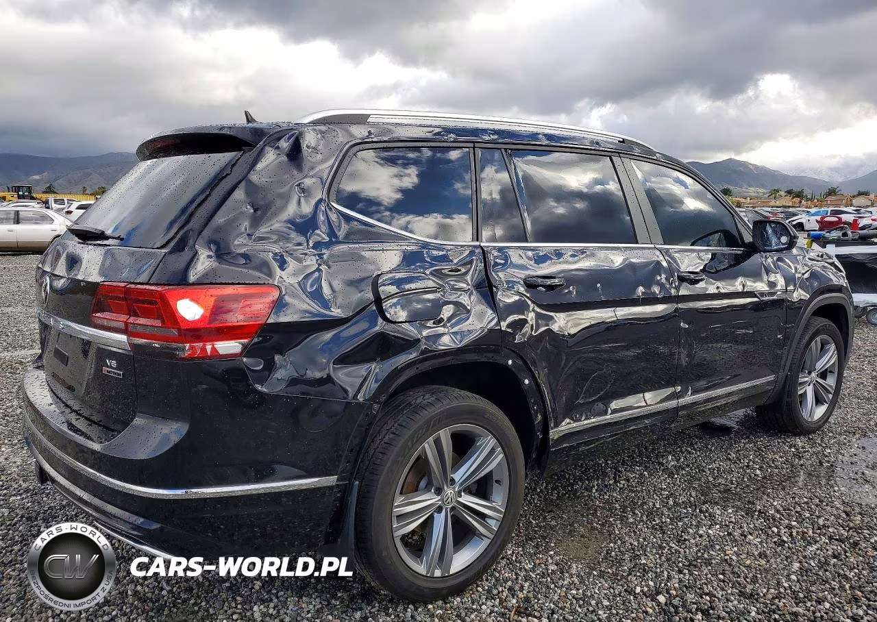 2018 Volkswagen Atlas Sel VIN:1V2RR2CA7JC527416 - 3